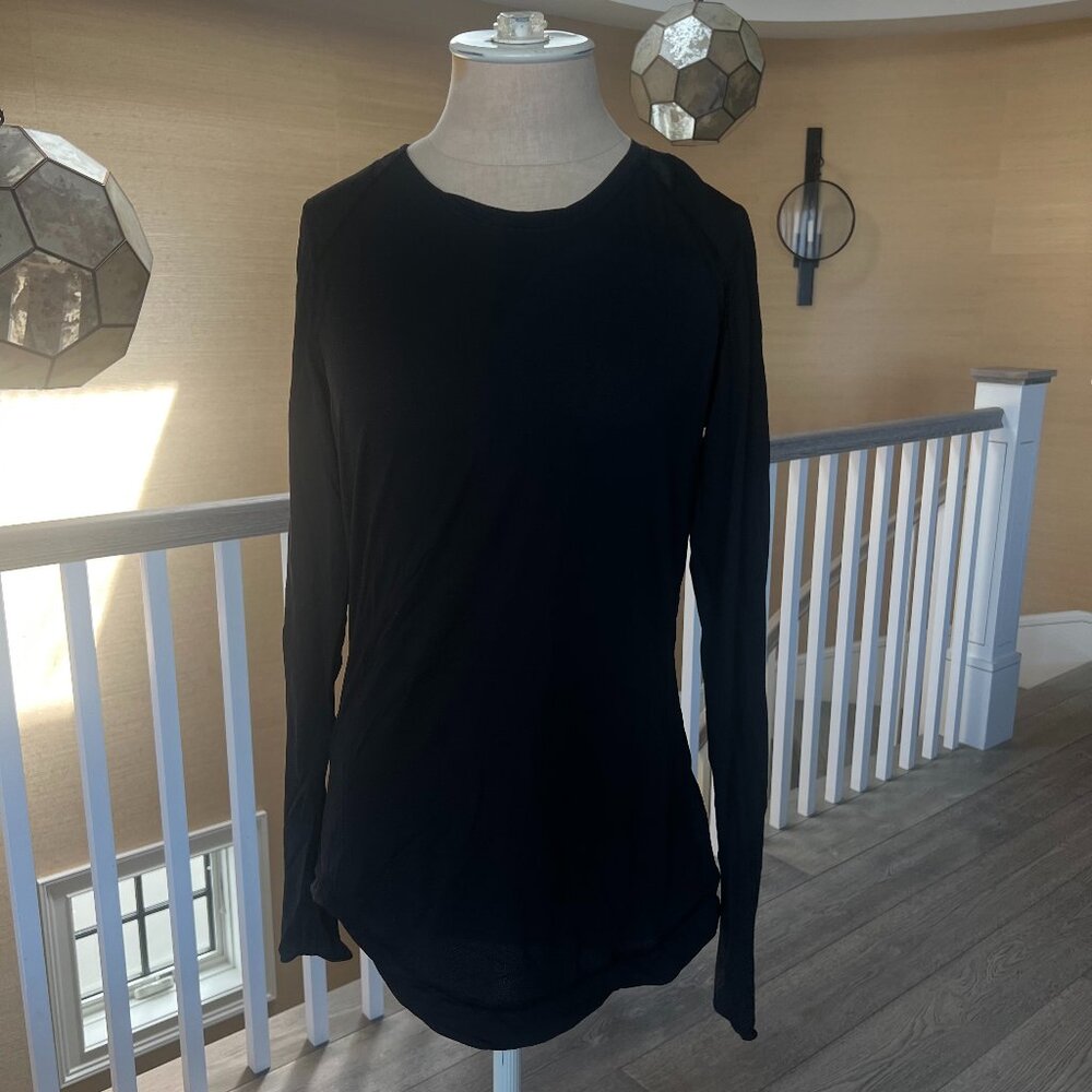 Lululemon longsleeve top